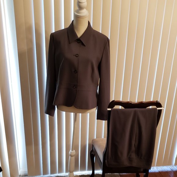 Talbots - Picture 1 of 5